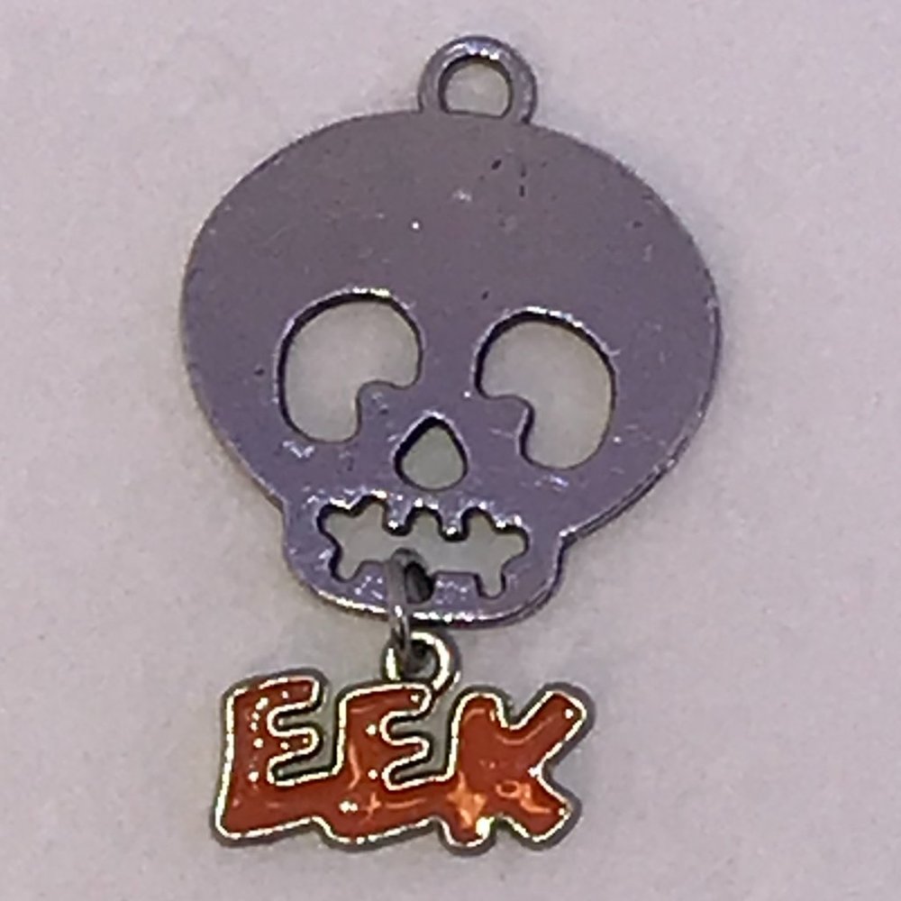 Skull with Eek dangle Charm